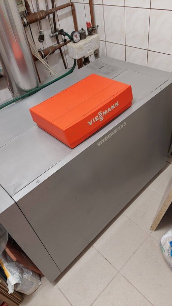 Viessmann ,Vitogas 100 -as 60 kw gázkazán,Vitotronic 200-as dig. szab