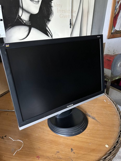 Viewsonic 22 " colos LCD monitor elad 