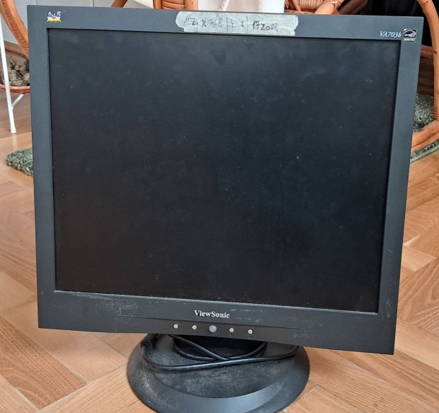 Viewsonic VA703b 17 zollos asztali monitor elad