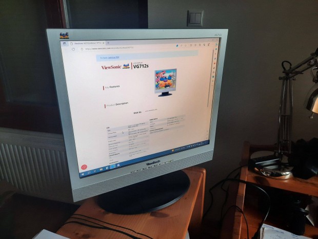 Viewsonic VG712s 17-es LCD monitor