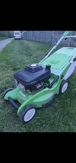 Viking MB 655 KS Kawasaki motoros ipari fűnyíró