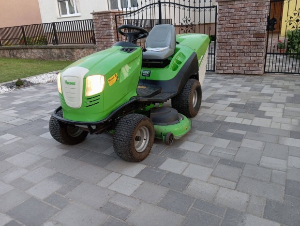 Viking T6 fűnyíró traktor, fűnyírótraktor Stihl