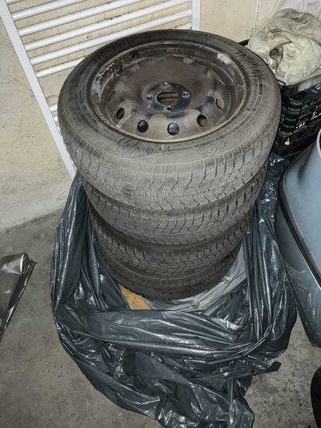 Viking Wintech téli gumik 4x100 lemezfelnin