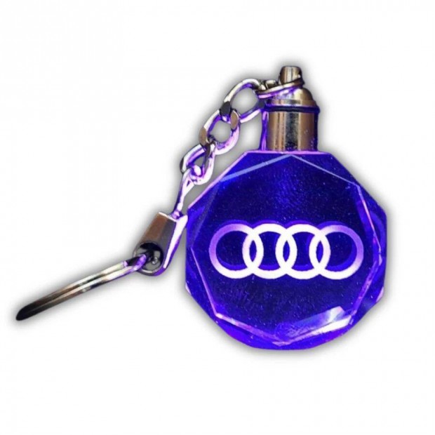 Világító Audi kulcstartó egyediség és praktikum