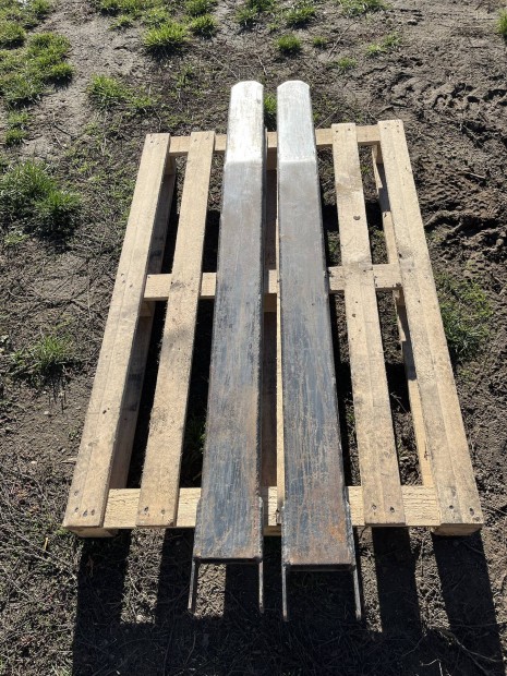 Villahosszabbt raklapvilla