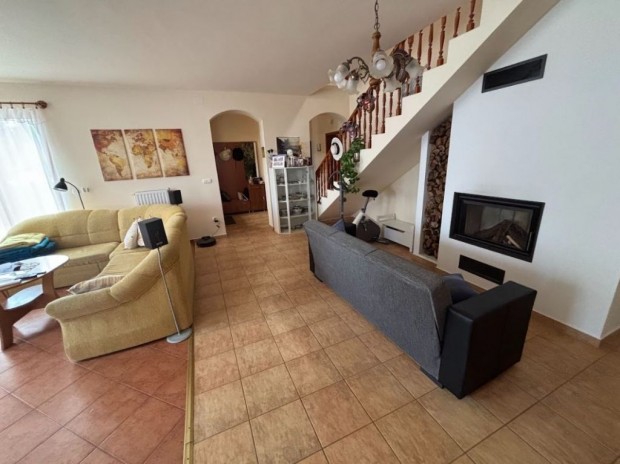 Vill�nyi borvid�ken, Palkony�n csal�di h�z