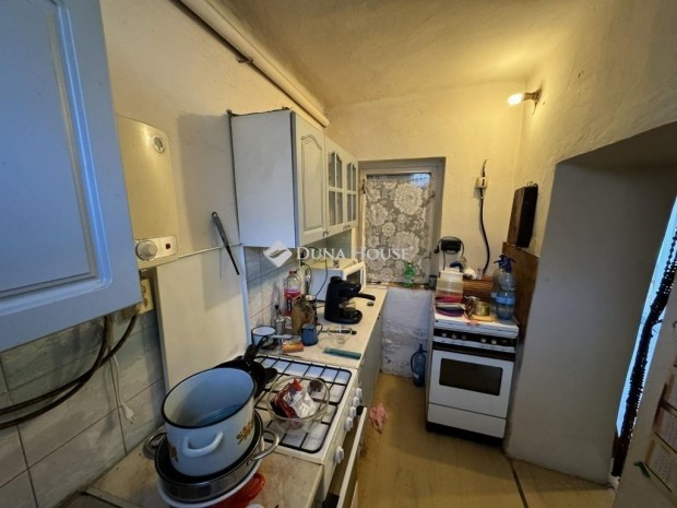 Vill�nyk�vesdi elad� 115 nm-es h�z