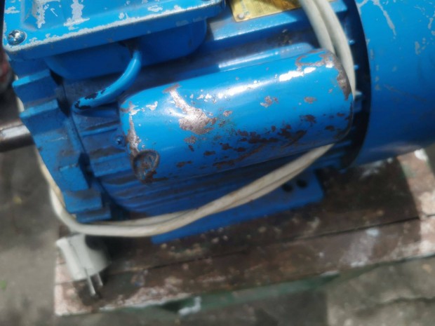 Villanymotor 230 voltos 3.5 kw e 28000 ford ,