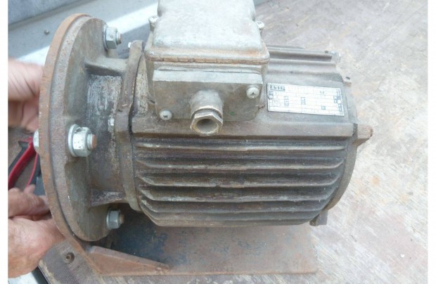 Villanymotor 3 kW-os Hromfzis