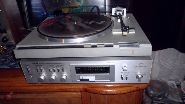 Vintage Akai Stereo integrlt Amplifier erst kivl llapot 110 W