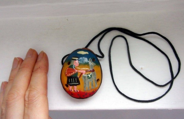 Vintage Kerámia Medál Újpest központ közelében