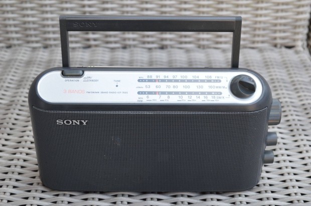 Vintage Sony ICF-703S rdi
