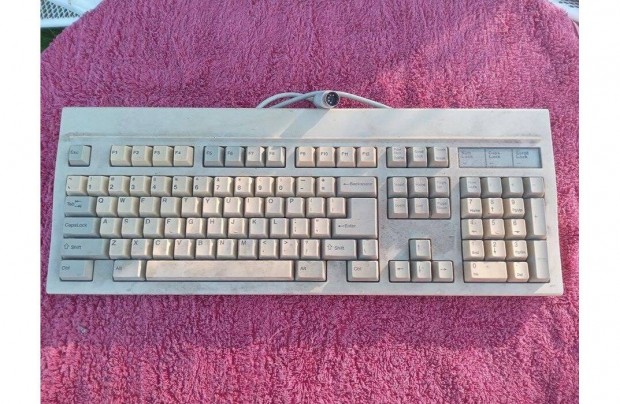 Vintage! Professional Keyboard elad!