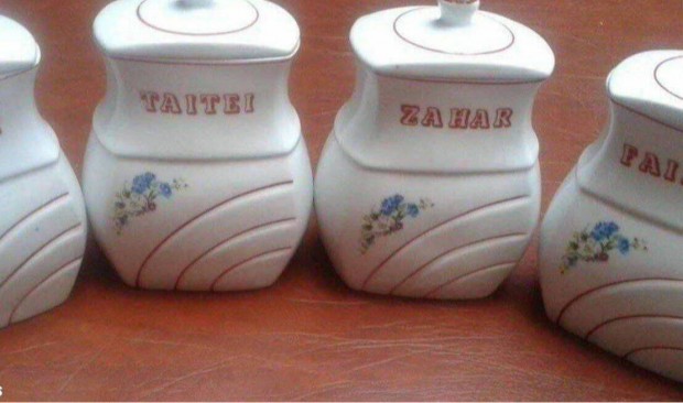 Vintage porcelán fűszertartó 6 db nagy méret
