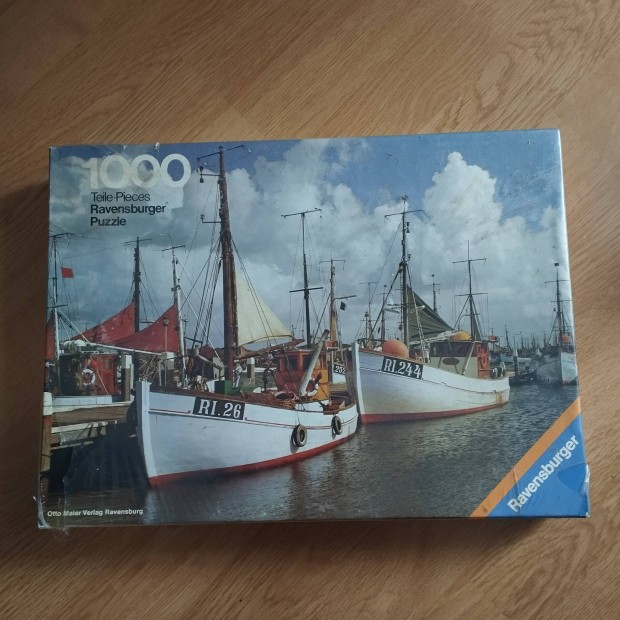 Vintage retro Ravensburger puzzle 1000