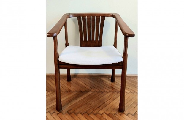 Vintage sz�k. Magyarorsz�gon k�sz�lt