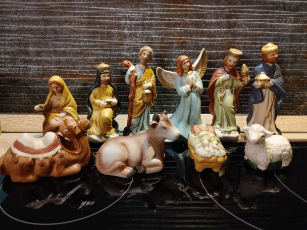 Vintage teljes betlehemes figurk - Bisque porceln