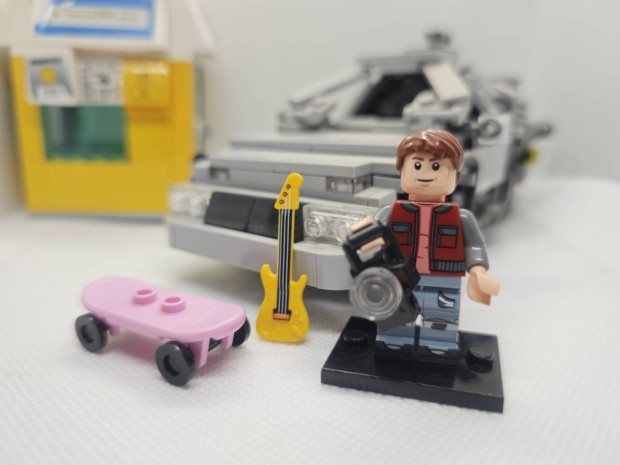 Vissza a jvbe back to the future Marty Mcfly Doki figura 