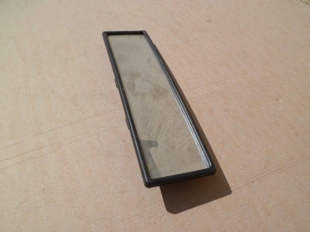 Visszapillant� t�k�r