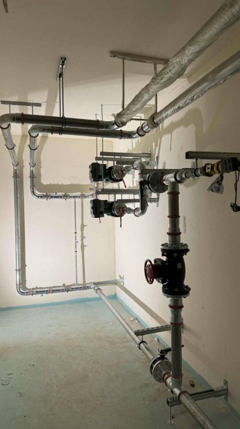 Víz-Fűtés-csatorna szerelő