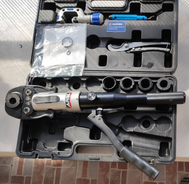 V�zhez,g�zhoz press g�p,idom pr�s,cs� roppant�,fitting pr�s