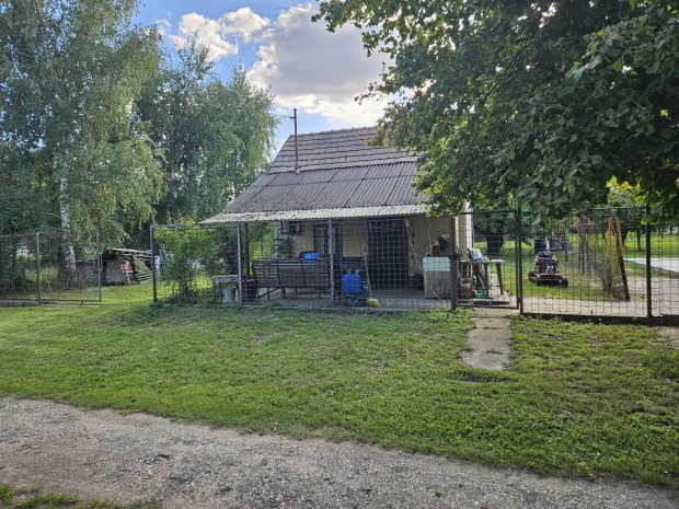 V�zparti nyaral� Mez�t�ron.