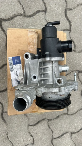 V�zpumpa termoszt�ttal A6512000501 elad�