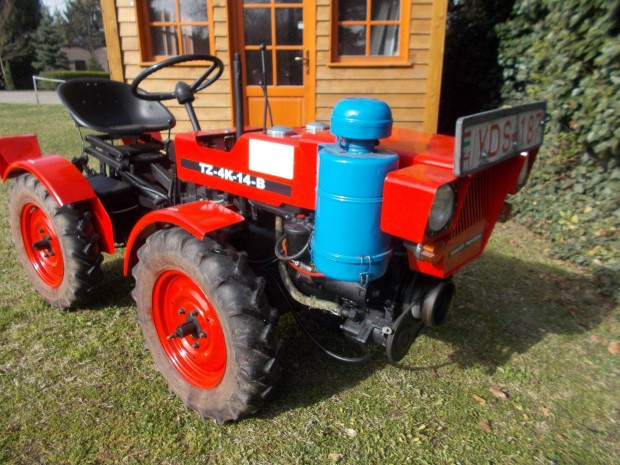 Vizsgs tz4k tzk t4k TZ-4K-14 B jel traktor kistraktor kertigp