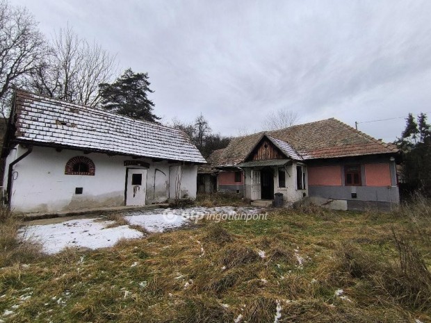 Vizsl�si elad� 53 nm-es h�z