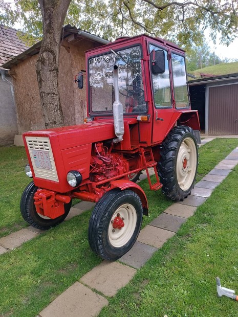 Vladimirec T25 traktor 