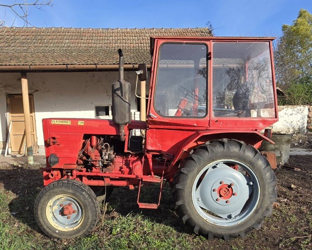 Vlagyimirec T25 pap�ros traktor olcs�n