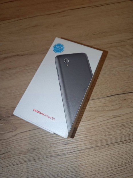 Vodafone Smart E9 (16GB)