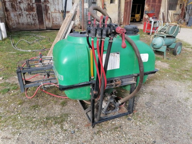 Vogel Noot 400 literes szántóföldi permetező