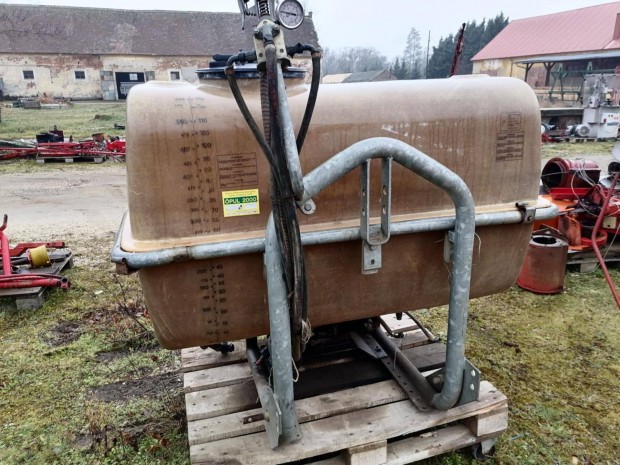 Vogel Noot 500 literes axiál ventilátoros ültetvény permetező