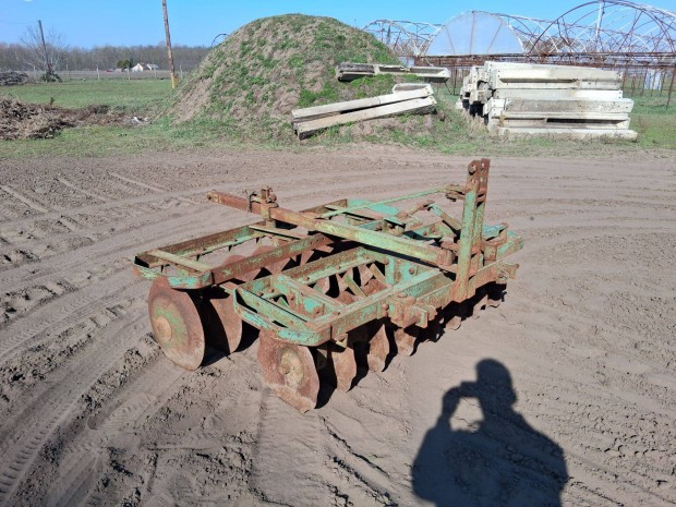 Vogel&Noot 8 lapos 160 cm sz�les "V" t�rcsa