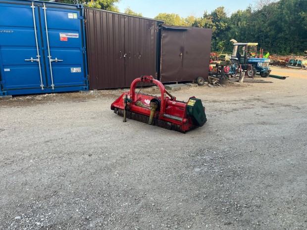 Vogel&Noot TSA/L 180 kalapácsos szárzúzó mulcsozó