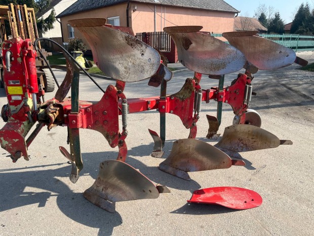 Vogel & Noot 3 fejes hidraulikus v�ltvaforgat� eke