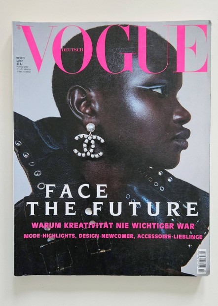 Vogue deutsch 2021/3 Face the future