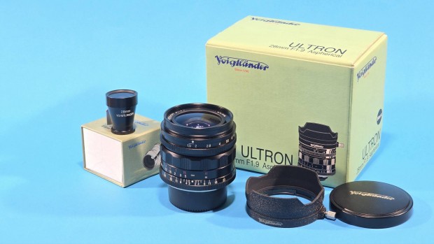 Voigtlander Ultron 1.9/28mm aspherical objektv L39 leica 28mm