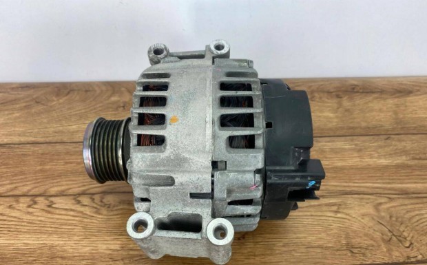 Vokswagen Polo, Audi A3 8Y, Audi Q3 Genertor 06K903026C