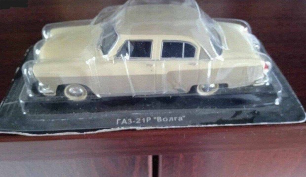 Volga 21R kisauto modell 1/43 Elad