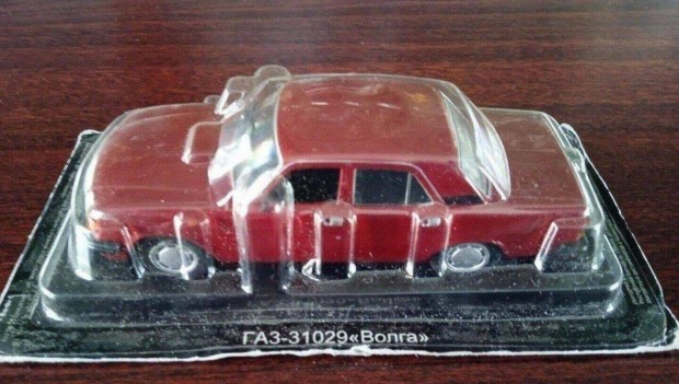 Volga (Gaz) 31029 kisauto modell 1/43 Elad