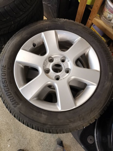 Volkswagen16" 5x112 gyri alufelnik, 195/60 jszer gumikkal eladk. 