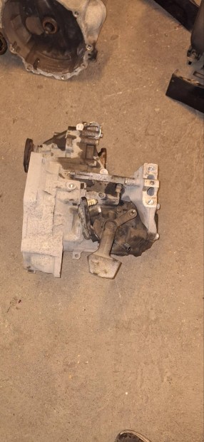 Volkswagen 1.6 Crtdi manuális LHW váltó