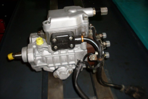 Volkswagen 1,9 TDI 11x3,1 felújított adagoló
