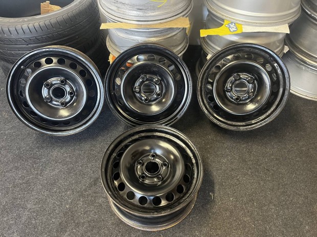 Volkswagen 5x112 lemezfelni 6x15