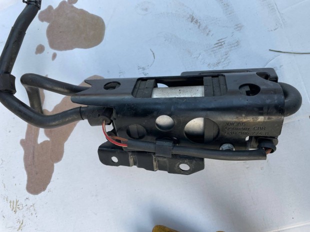 Volkswagen AUDI 2.0 CR TDi �zemanyagszivatty� , Magasnyom�s� cs�