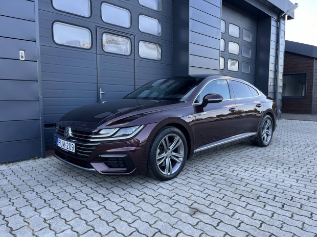 Volkswagen Arteon 2.0 TSI R-Line DSG Szervizkn...