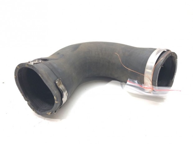 Volkswagen Arteon, Passat B8 Intercooler cső 5Q0145834