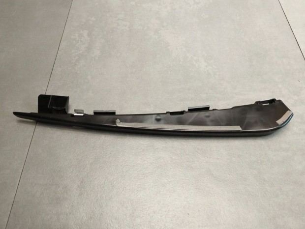 Volkswagen Arteon jobb hátsó kédergumi tartó 3G8839152B